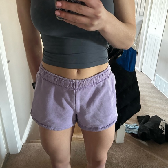 Aritzia tna gd petal purple cozy fleece boyfriend shorts!! - Picture 5 of 5